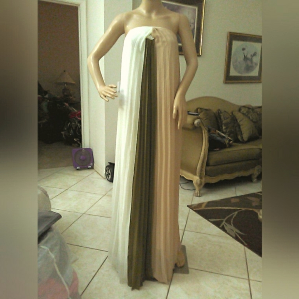 BNWOT EB LUXE Strapless MULTI COLOR PLEATED DRESS SZ. SM GORGEOUS BACK MAXI 🔥🔥